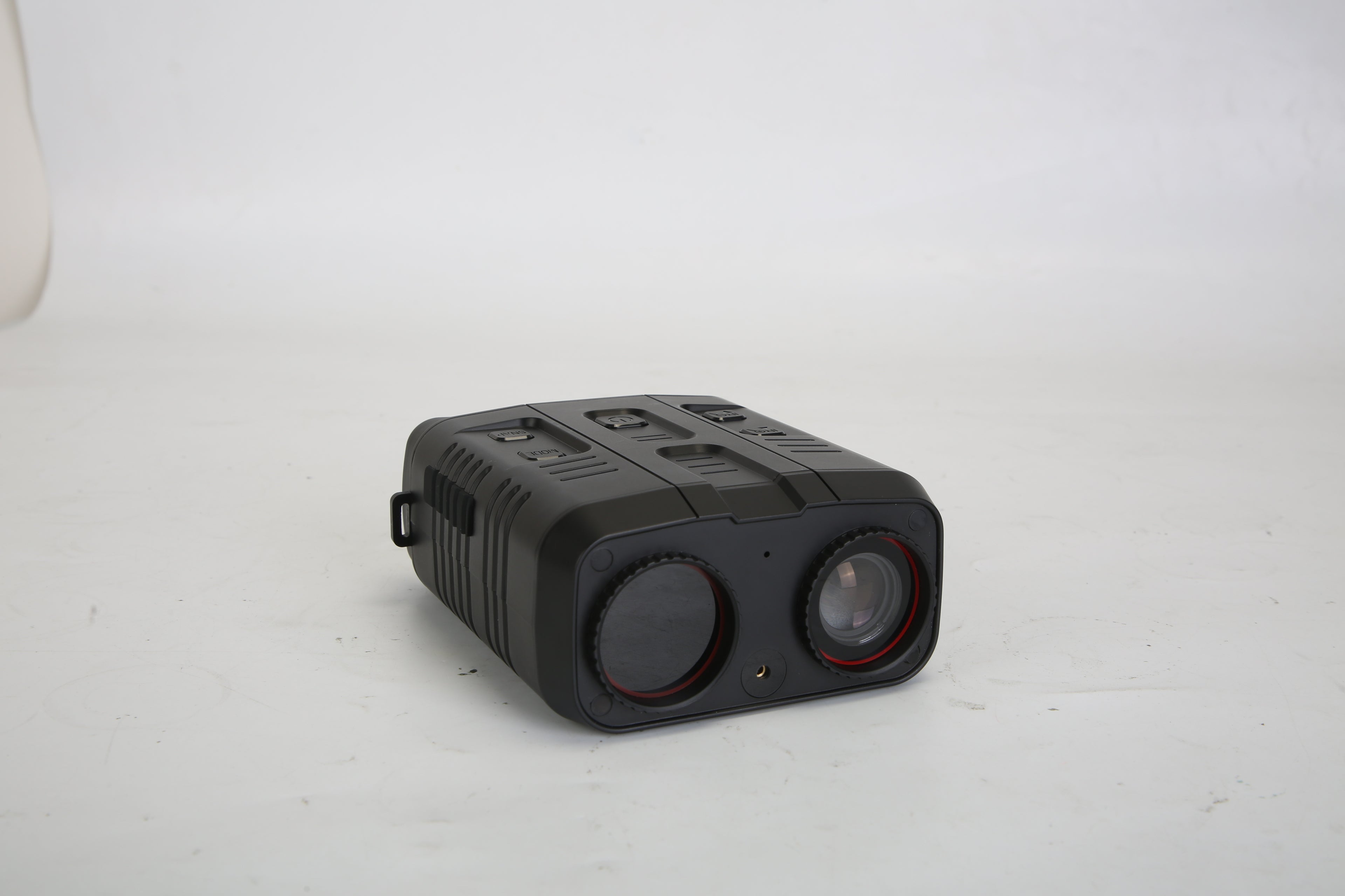 1Pc Night Vision Goggles 4K Full-Color Binoculars 10X Zoom With 2624ft Viewing Range 3in Screen 64G MMC Card WIFI APP Control Save Photo And Video For Camping Hunting & Security